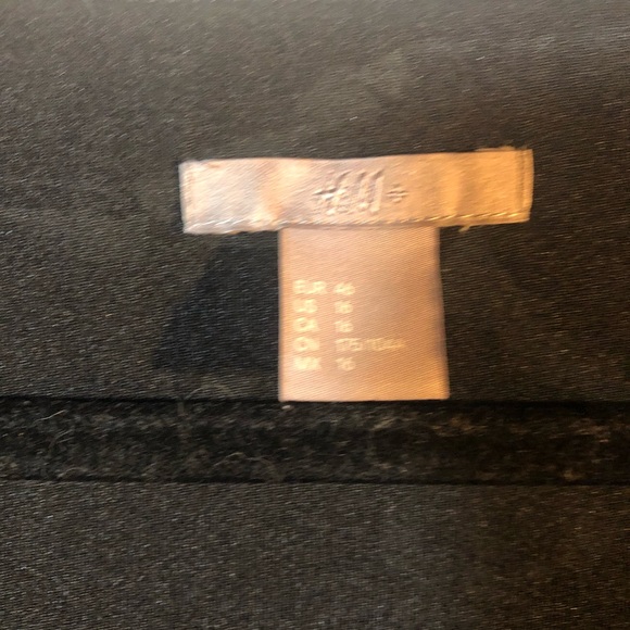 H&M Flowy Dress - Picture 4 of 8